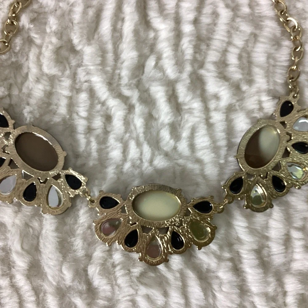 Vintage Gold Tone Necklace Black & Clear Teardrop Accents Faceted Brown Stones